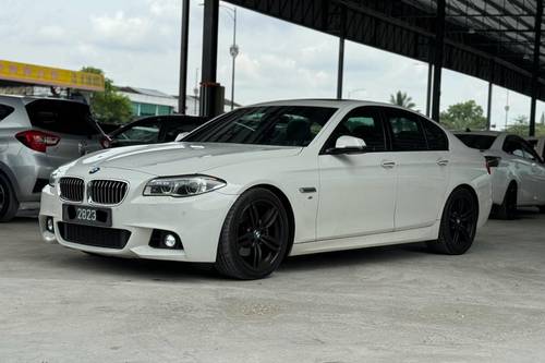 2016 BMW 5 Series Sedan 528i 2.0 M-sport Terpakai