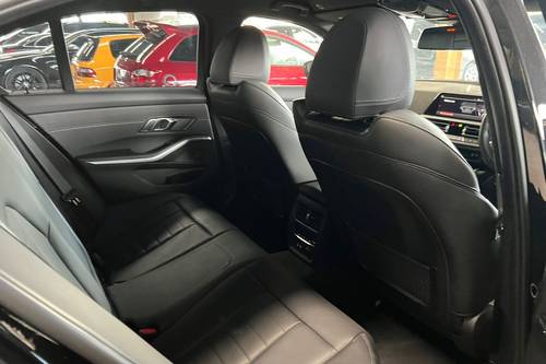 Used 2019 BMW 3 Series Sedan 330i M Sport