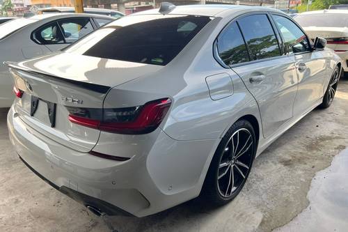 2nd Hand 2019 BMW 3 Series Sedan 330i M Sport