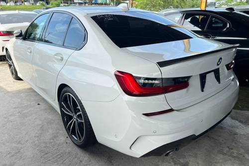 Old 2019 BMW 3 Series Sedan 330i M Sport