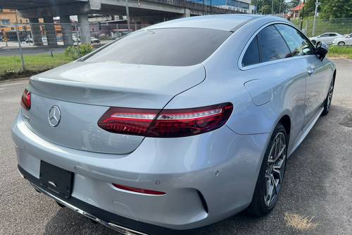 Old 2021 Mercedes Benz E-Class Coupe E 200 AMG Line