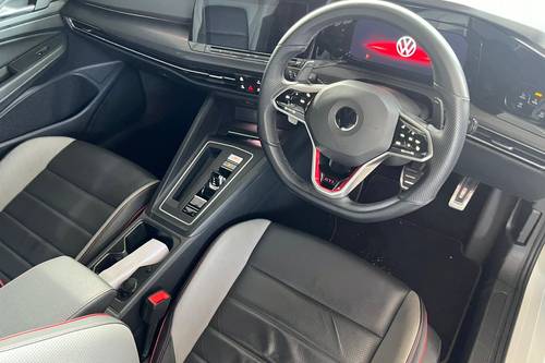 2022 Volkswagen Golf GTI 2.0TSI Terpakai