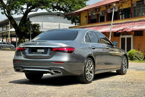 2021 Mercedes Benz E-Class Saloon E 300 AMG Line Terpakai