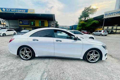 2013 Mercedes Benz CLA-Class Coupe CLA 250 Terpakai