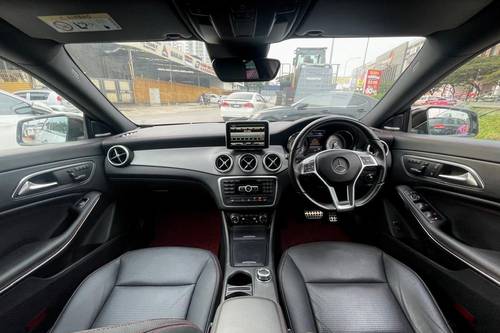 2013 Mercedes Benz CLA-Class Coupe CLA 250 Terpakai