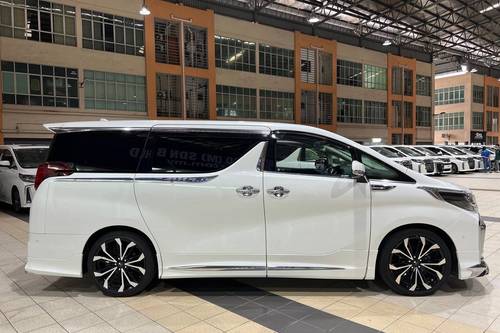 2020 Toyota Alphard 2.5 SC  lama