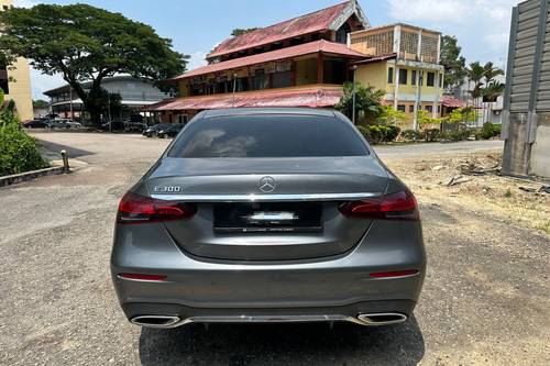 Old 2021 Mercedes Benz E-Class Saloon E 300 Exclusive