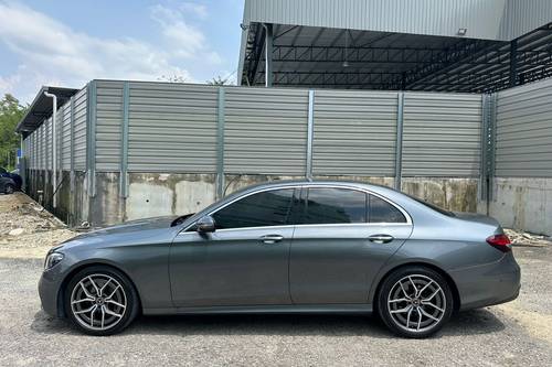 Second hand 2021 Mercedes Benz E-Class Saloon E 300 Exclusive 