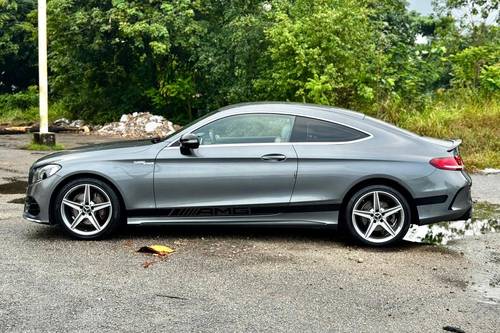 Used 2016 Mercedes Benz C-Class Coupe C 200 AMG Line