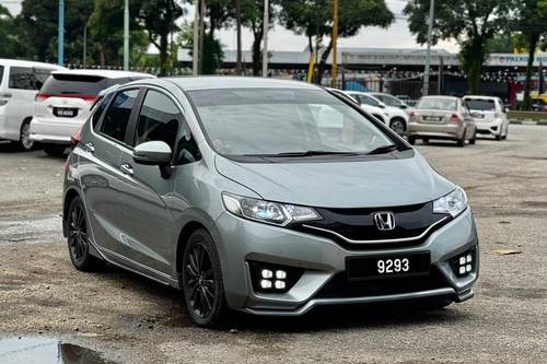 Second hand 2015 Honda Jazz 1.5L V 