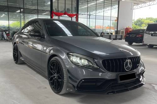 Used 2019 Mercedes Benz C-Class Saloon C300 AMG Line