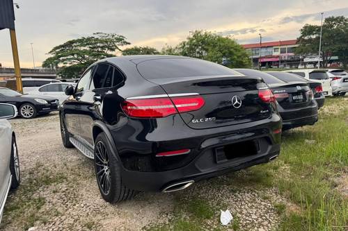 2nd Hand 2018 Mercedes Benz GLC-Class 250 4Matic AMG Line