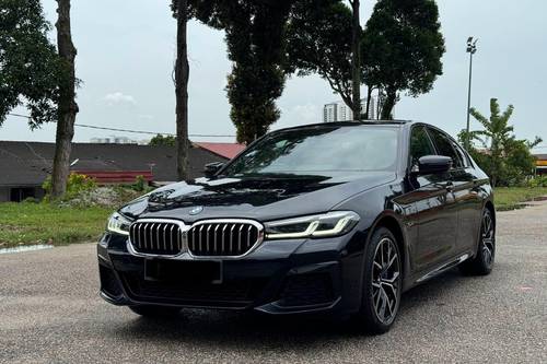 2021 BMW 5 Series Sedan 530e M Sport Terpakai