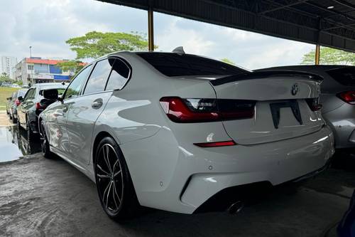 Old 2019 BMW 3 Series Sedan 330i M Sport