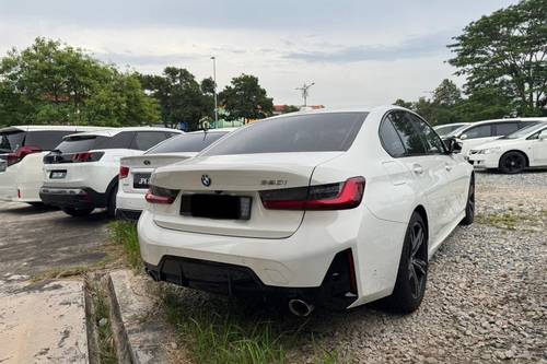 2023 BMW 3 Series Sedan 320i M Sport  lama