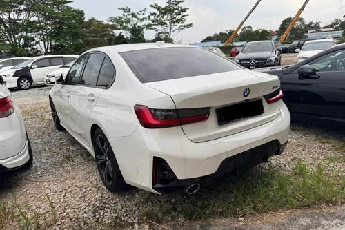 Terpakai 2023 BMW 3 Series Sedan 320i M Sport untuk Dijual