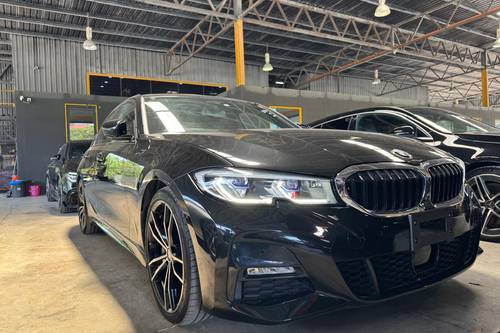 2019 BMW 3 Series Sedan 330i M Sport Terpakai