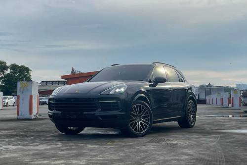 2022 Porsche Cayenne 3.0L Turbo Terpakai