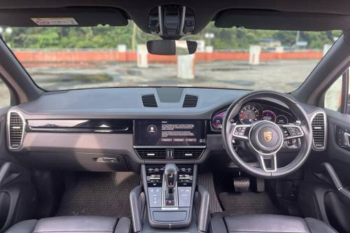 Terpakai 2022 Porsche Cayenne 3.0L Turbo untuk Dijual