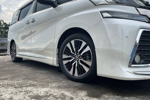 2015 Toyota Vellfire 2.5 SA  lama