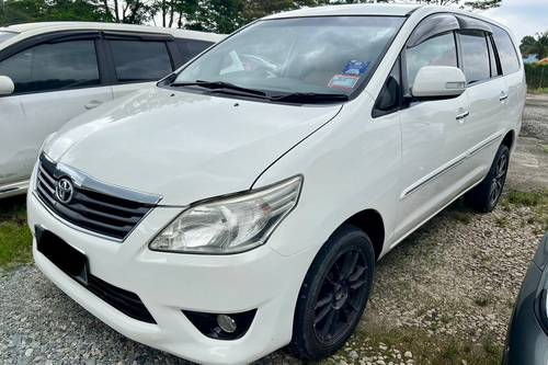 2014 Toyota Innova 2.0 G AT Terpakai