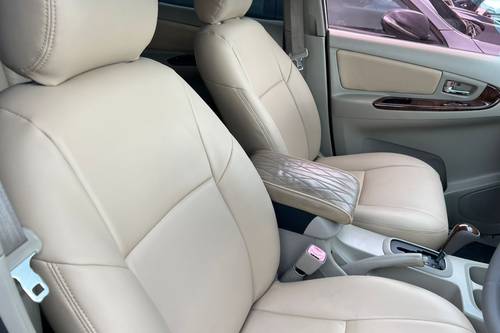 2014 Toyota Innova 2.0 G AT Terpakai