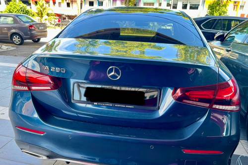 Terpakai 2022 Mercedes Benz A-Class 250 AMG Line untuk Dijual