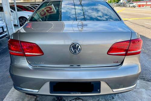 2013 Volkswagen Passat 1.8 Terpakai