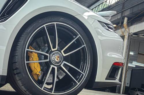 2021 Porsche 911 Turbo S PDK Terpakai