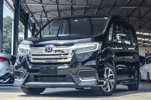 2021 Honda Step Wgn 1.5 Terpakai