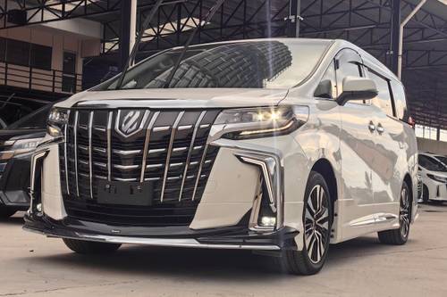 2020 Toyota Alphard 2.5 SC Terpakai