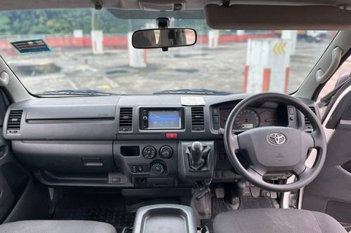 Terpakai 2016 Toyota Hiace Panel Van 2.5 Turbo Diesel untuk Dijual