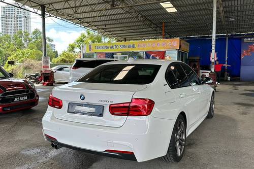 2019 BMW 3 Series Sedan 330e M Sport Terpakai