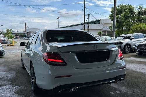 2017 Mercedes Benz E-Class Saloon E 200 Avantgarde Terpakai