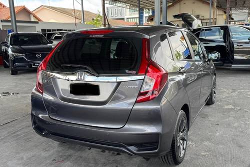 2020 Honda Jazz 1.5 E AT  lama