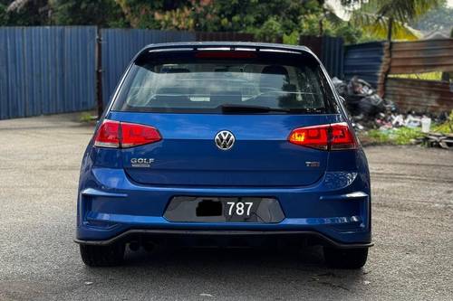 Terpakai 2013 Volkswagen Golf 1.4 TSI Highline untuk Dijual