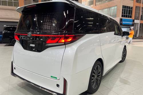 2023 Toyota Vellfire 2.4T Premium Terpakai