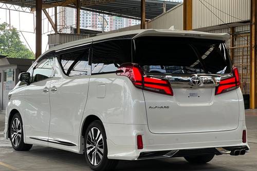 2019 Toyota Alphard 2.5 SC Terpakai