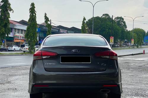 Terpakai 2018 Kia Cerato 1.6L untuk Dijual