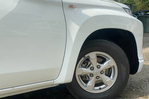 2022 Mitsubishi Triton Quest MT 4x2 Terpakai