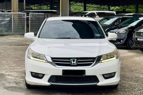 Second hand 2015 Honda Accord 2.4L I-VTEC 