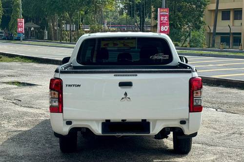 2nd Hand 2022 Mitsubishi Triton Quest MT 4x2