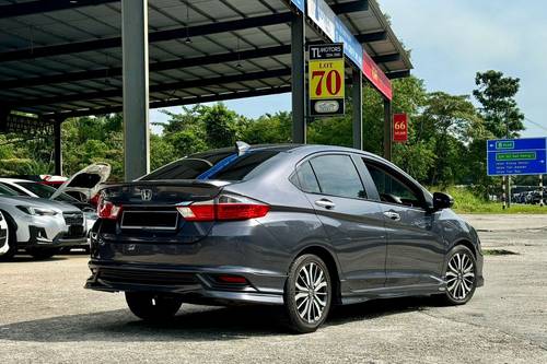 Second hand 2017 Honda City 1.5L Hybrid 