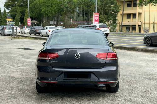 2nd Hand 2017 Volkswagen Passat 1.8