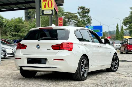 Second hand 2016 BMW 1 Series 5 Door 118i Sport 