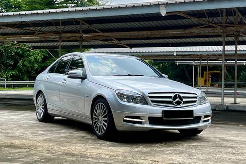 Second hand 2011 Mercedes Benz C-Class Saloon 250 