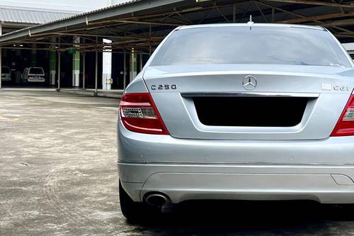 Old 2011 Mercedes Benz C-Class Saloon 250