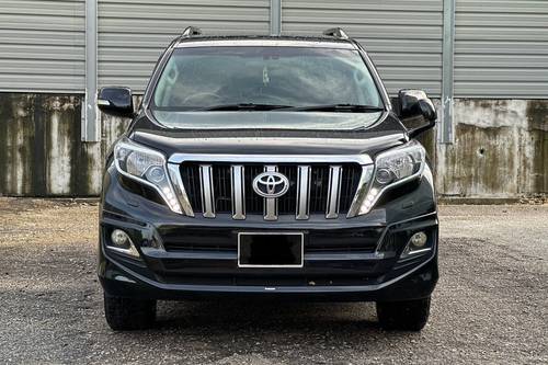 Second hand 2016 Toyota Land Cruiser Prado 2.7 GX 