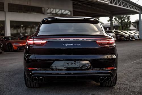 2019 Porsche Cayenne Turbo  lama