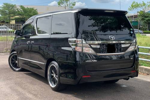 Used 2013 Toyota Vellfire 2.5L